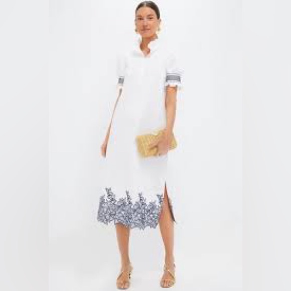 Hyacinth House Dresses & Skirts - NWT Hyacinth House Tuckernuck Embroidered Eliza Midi Dress $168 Size M